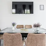 Spacious 2 - - 6 Guests, 24h Check-in, Near Vienna * Purkersdorf