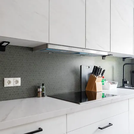 Spacious 2 - - 6 Guests, 24h Check-in, Near Vienna