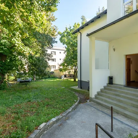 Spacious 2 - - 6 Guests, 24h Check-in, Near Vienna * Purkersdorf