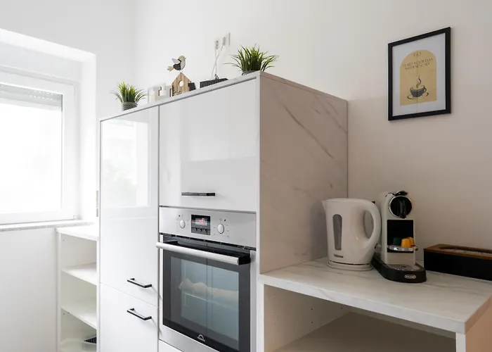 Spacious 2 - - 6 Guests, 24h Check-in, Near Vienna Apartament Purkersdorf