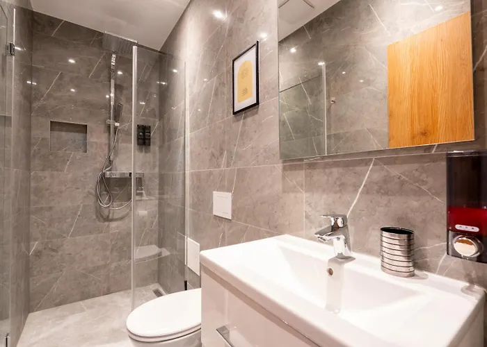 Spacious 2 - - 6 Guests, 24h Check-in, Near Vienna Purkersdorf