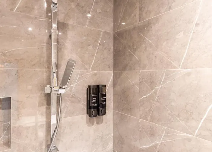 Spacious 2 - - 6 Guests, 24h Check-in, Near Vienna Apartament Purkersdorf